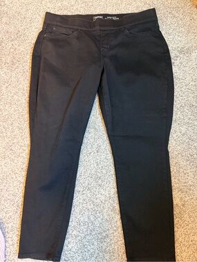 Signature by Levi Strauss Black Pull-On Skinny Pants